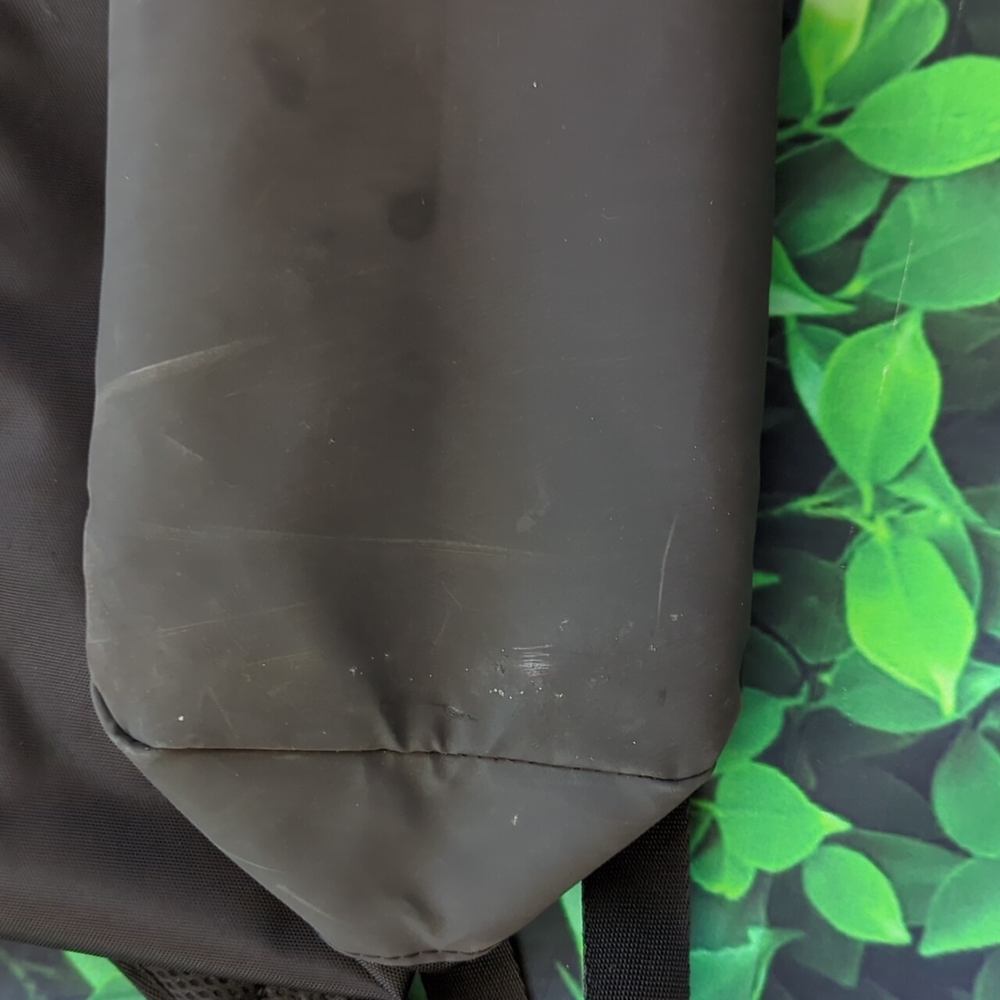 Black Reebok Backpack With Unique Tiered Zipper Pocket Design - Picture 7 of 15